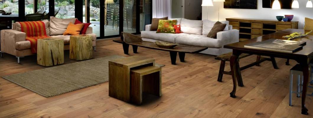 Aké výhody majú drevené podlahy oproti dlážkovici?